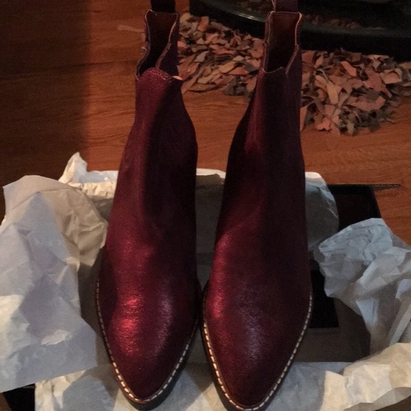 Coach designer boots wine color - Picture 2 of 4